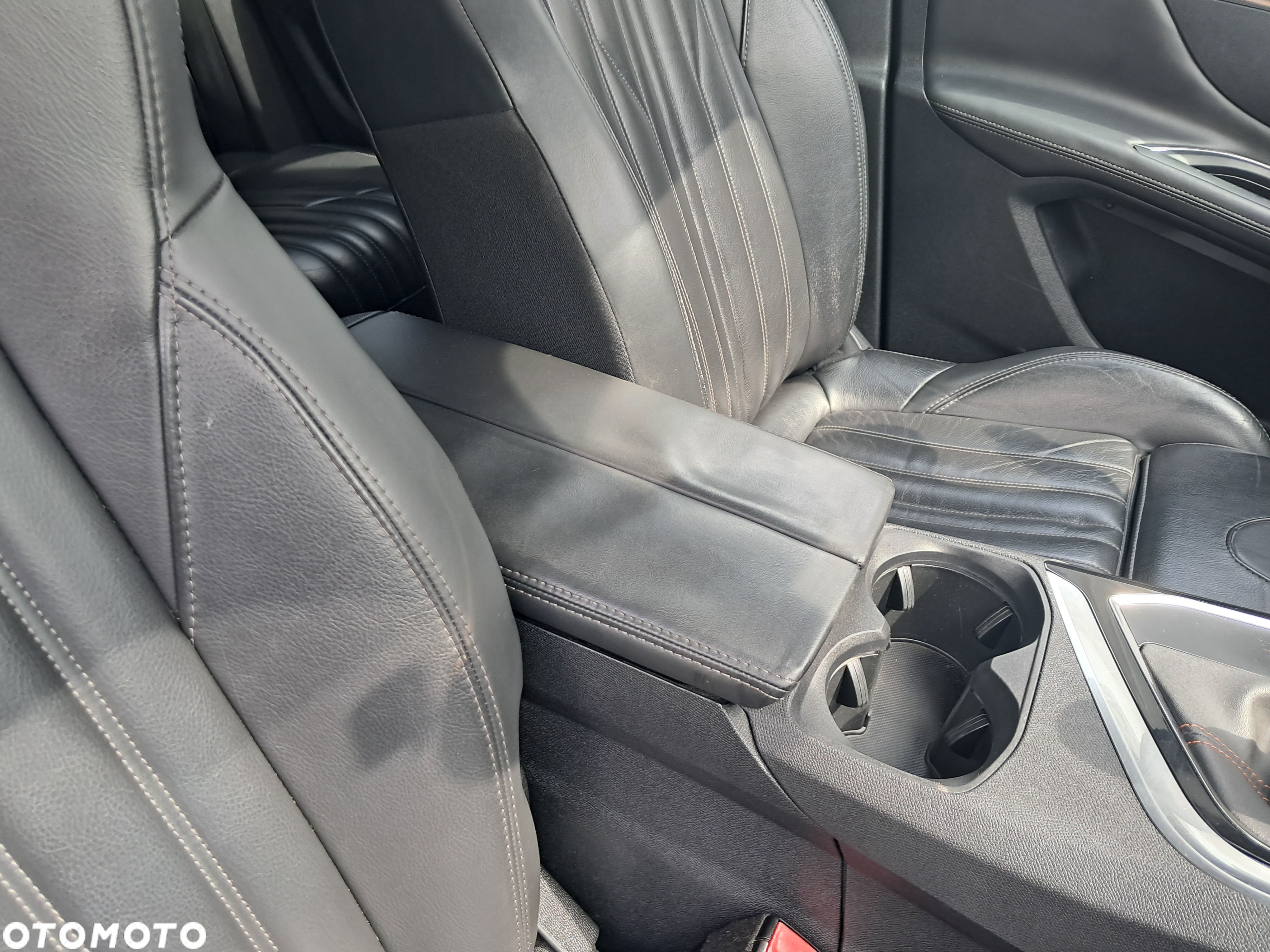 Peugeot 3008 HDi FAP 150 Platinum - 31