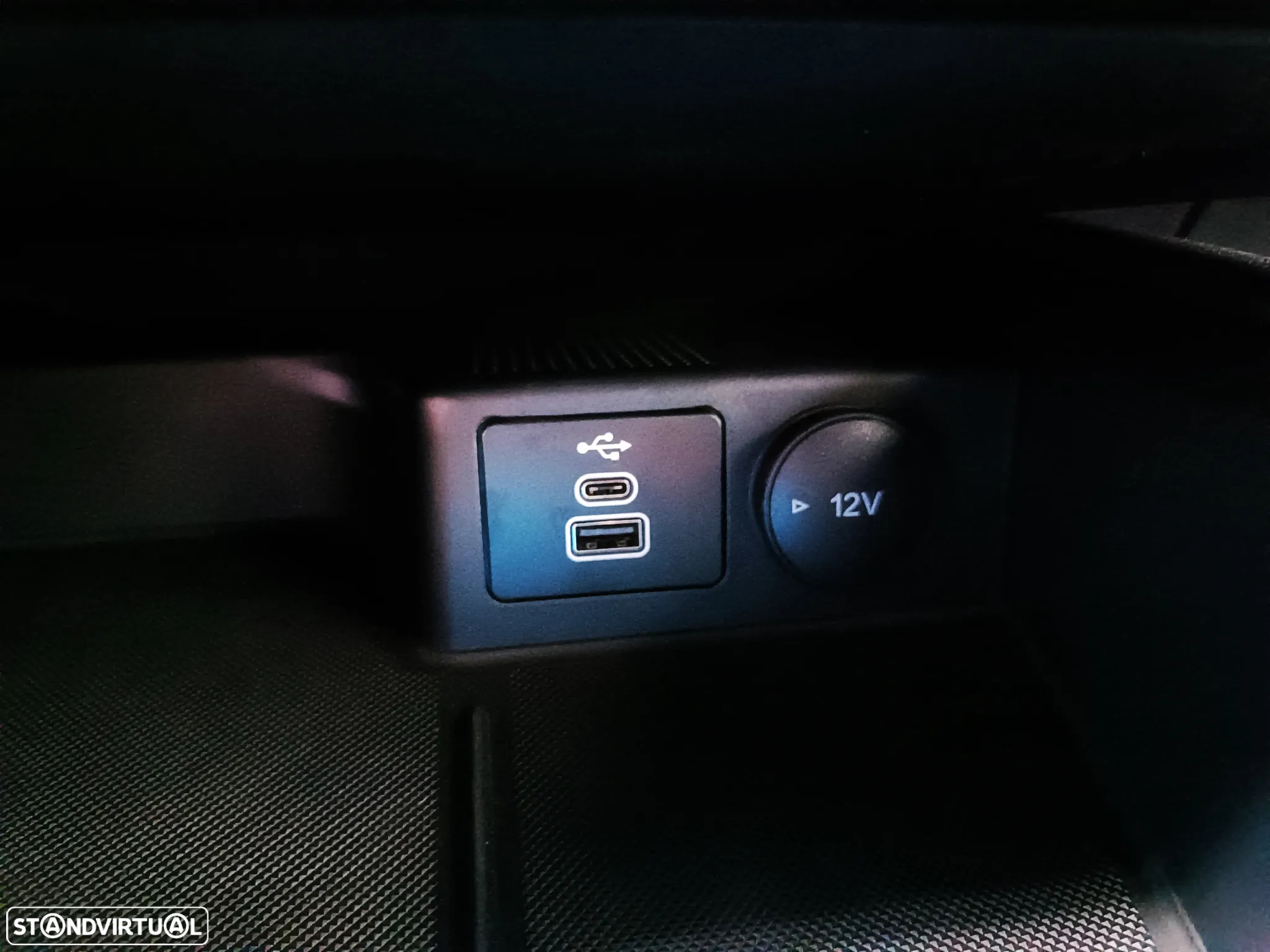 Ford Kuga 2.5 PHEV ST-Line X - 19