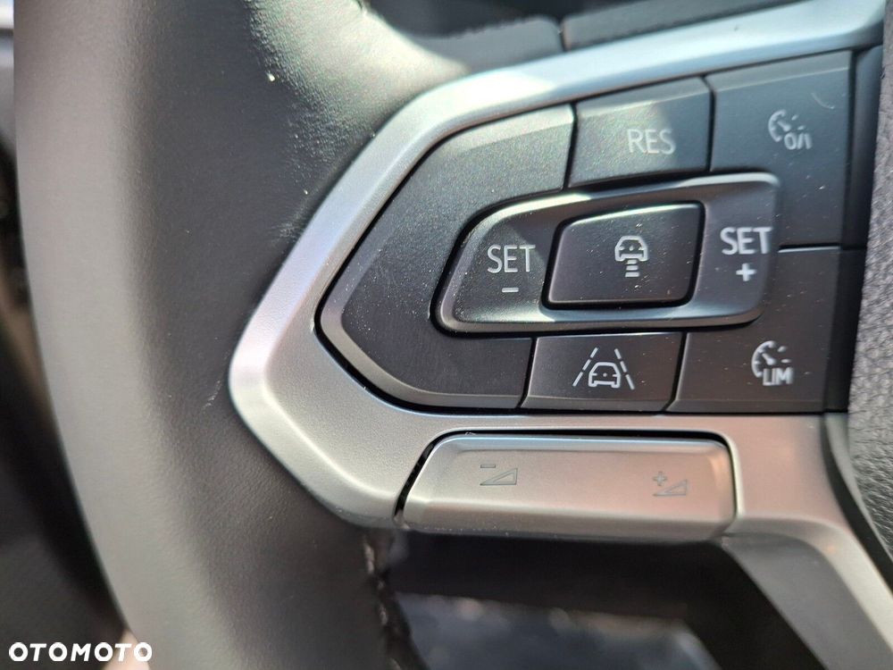 Volkswagen Amarok - 17