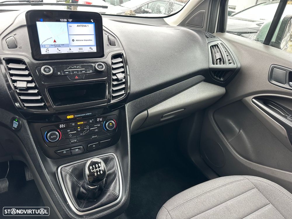 Ford Tourneo Connect Grand 1.5 TDCi Titanium - 17