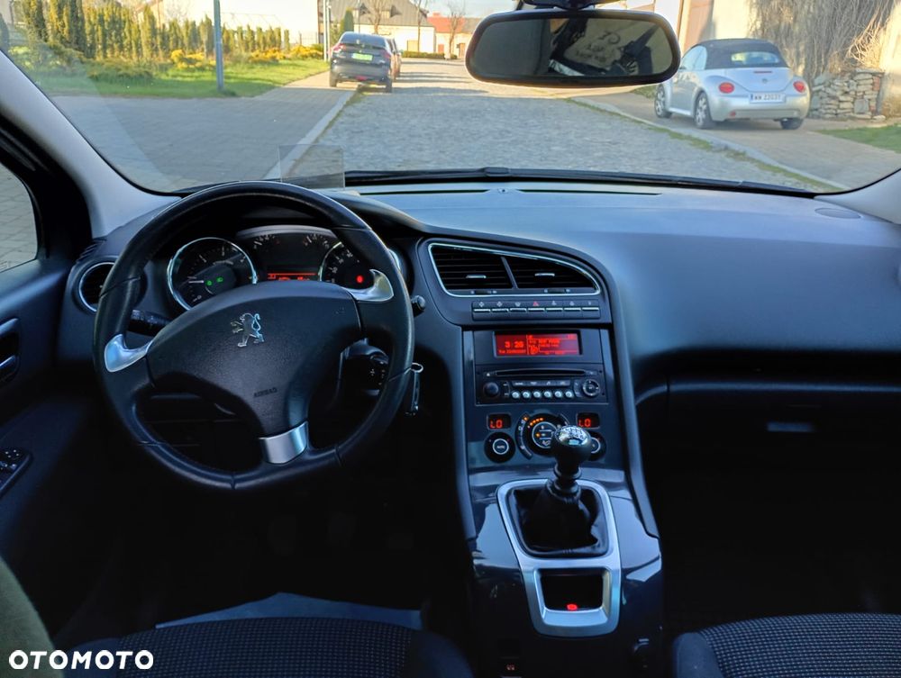 Peugeot 5008 HDI 115 Allure - 7