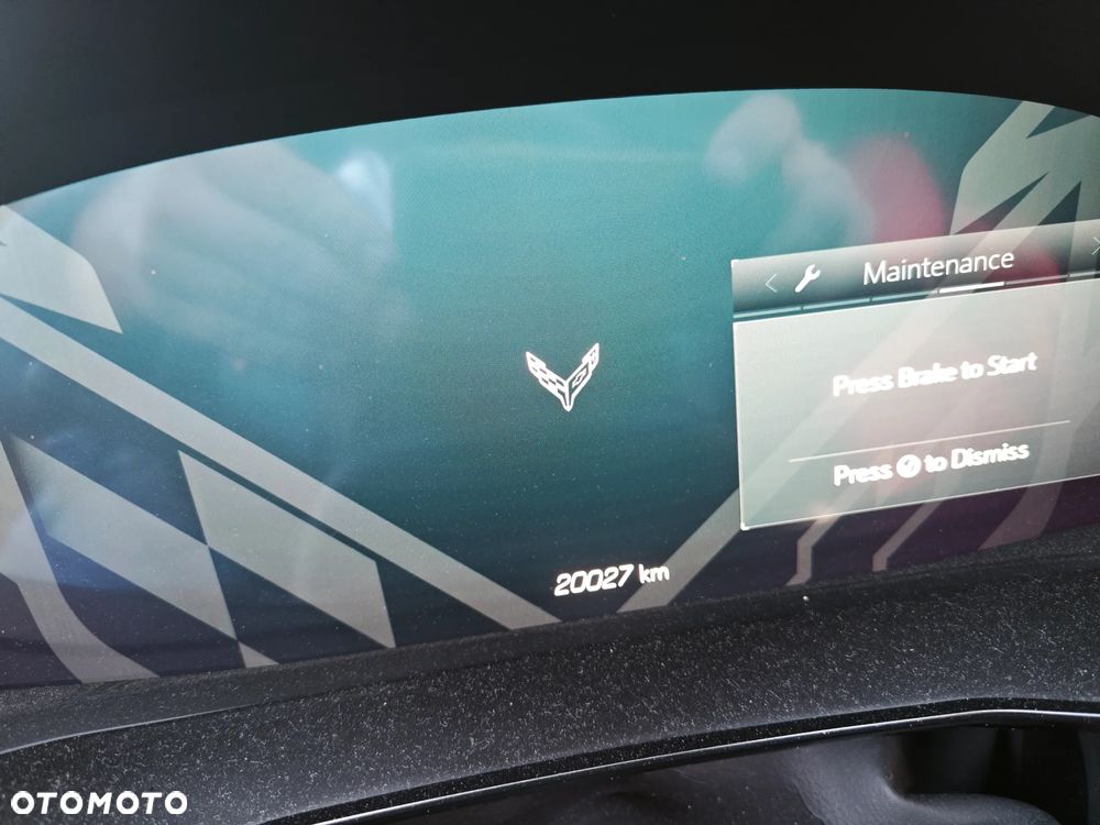 Chevrolet Corvette - 16