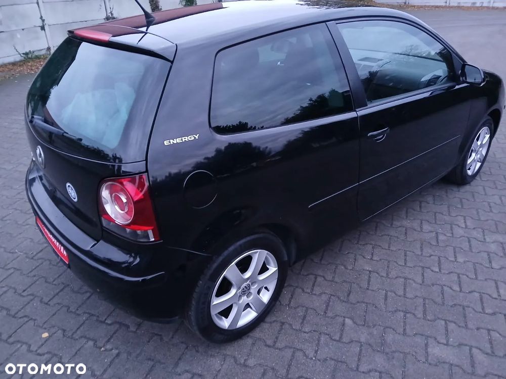 Volkswagen Polo - 15