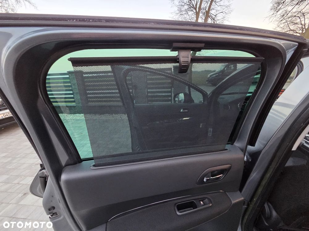 Peugeot 3008 HDi 160 Automatik Active - 24