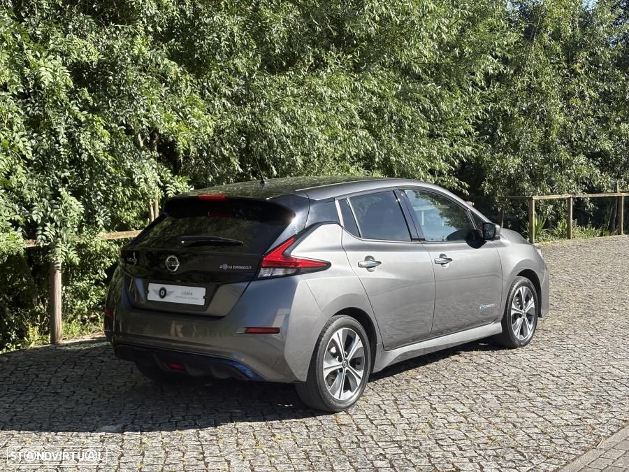 Nissan Leaf N-Connecta - 11