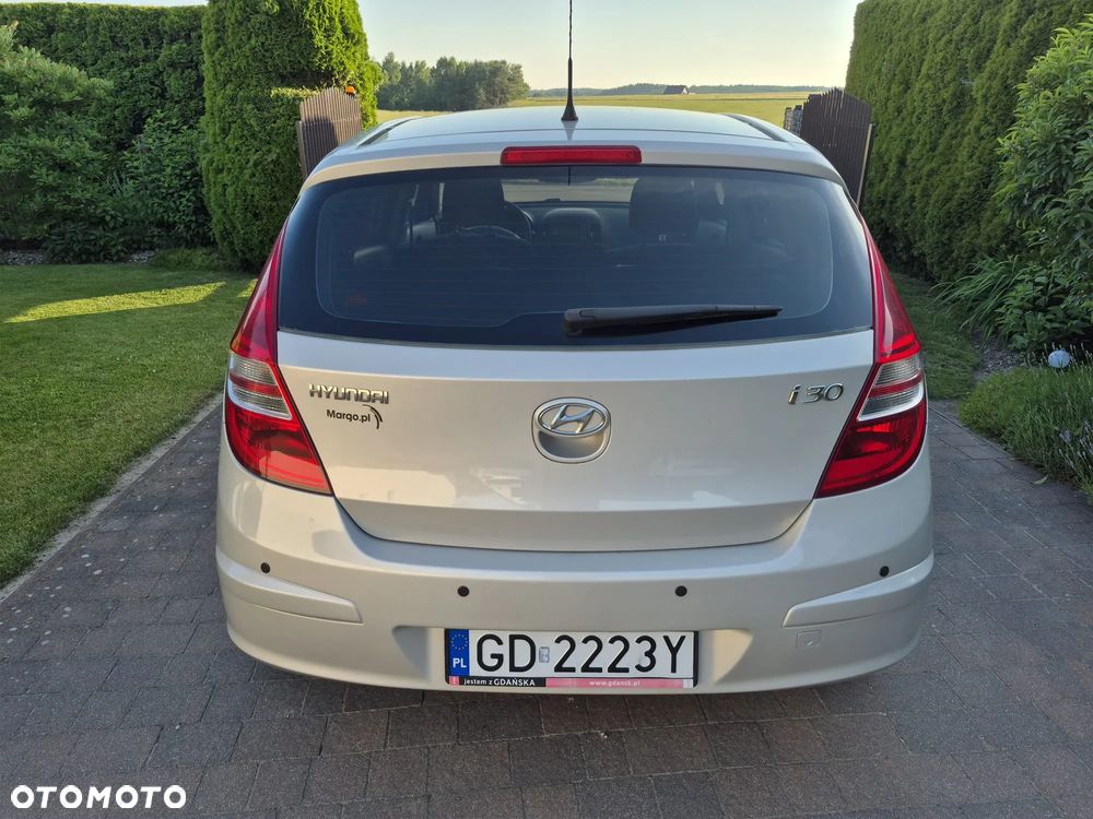 Hyundai i30 1.4 Comfort - 12