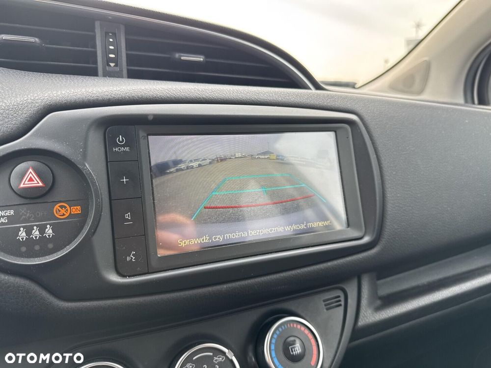 Toyota Yaris - 20