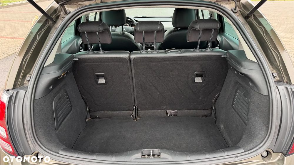 Citroën C3 e-HDi 90 FAP Exclusive - 25