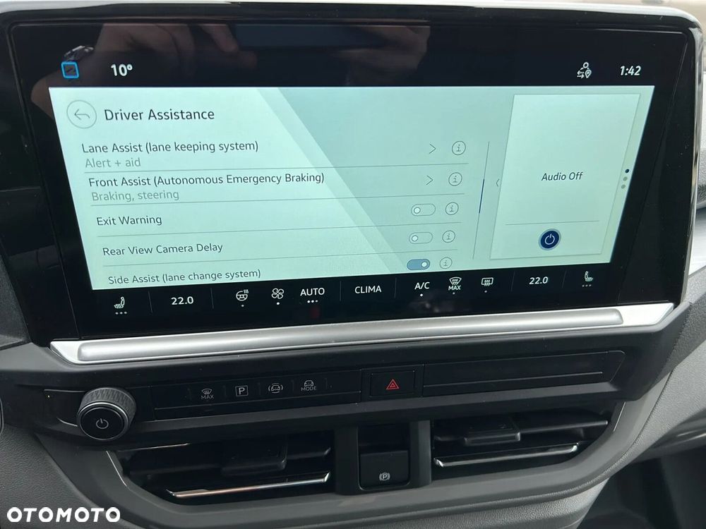 Volkswagen Caravelle - 29