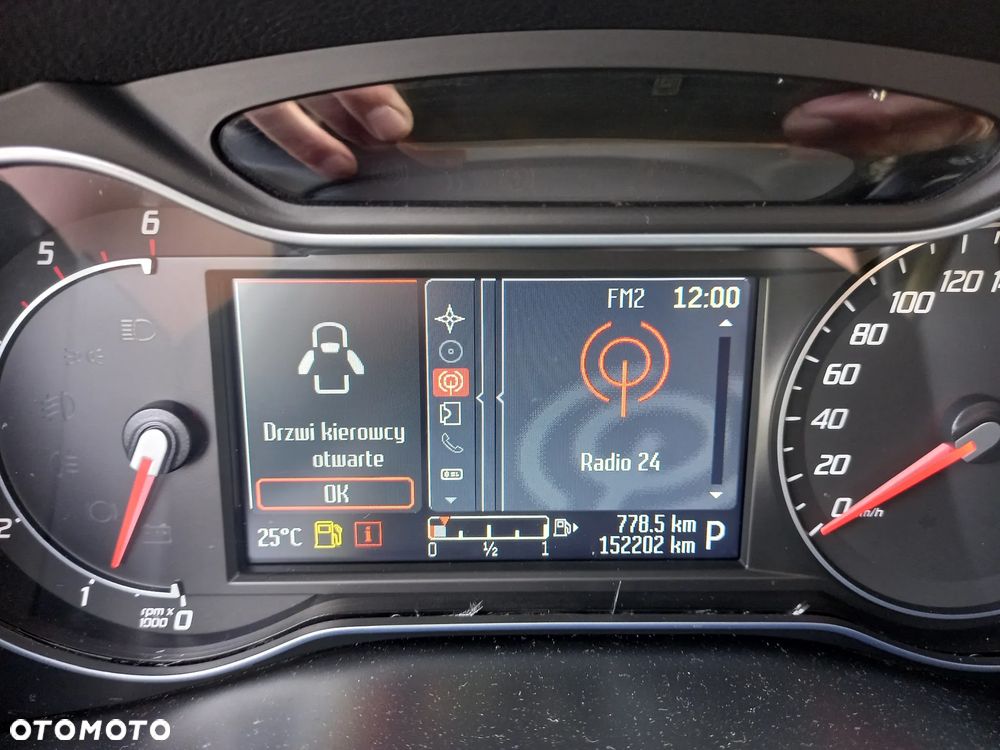 Ford S-Max 2.0 TDCi DPF Titanium - 25