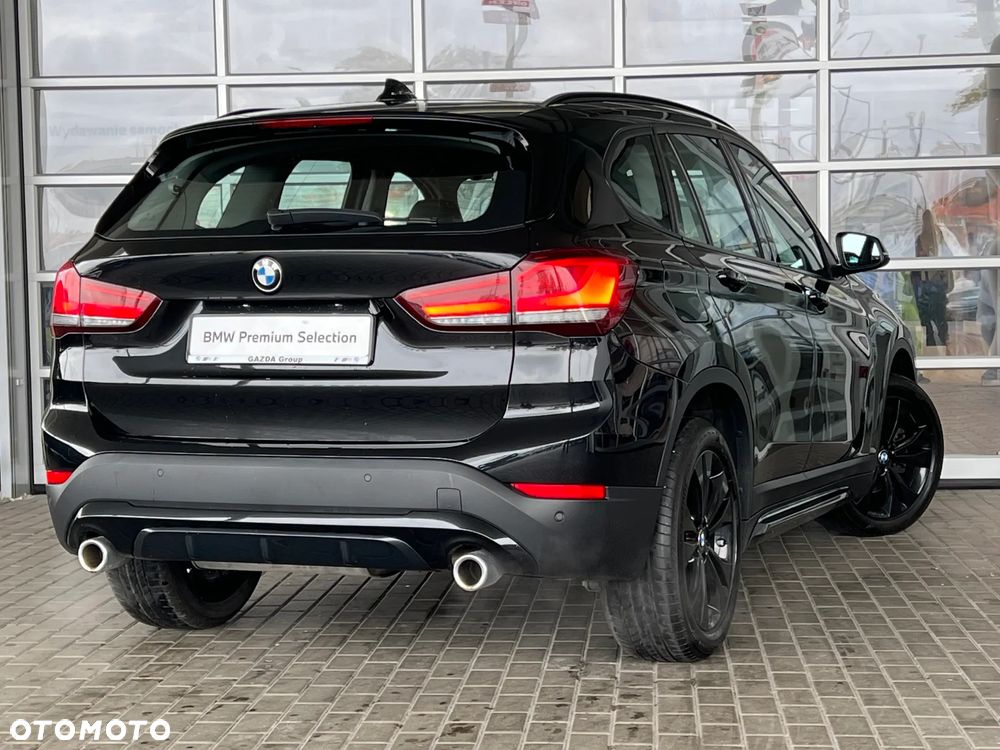 BMW X1 sDrive18d Sport Line - 8