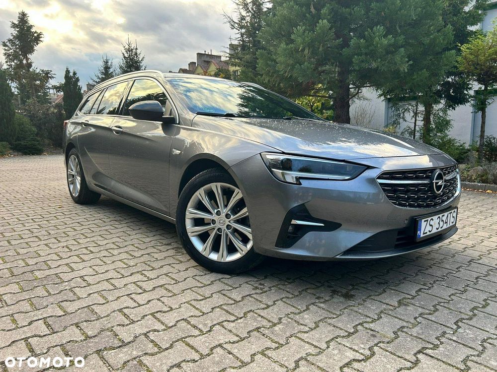 Opel Insignia - 1