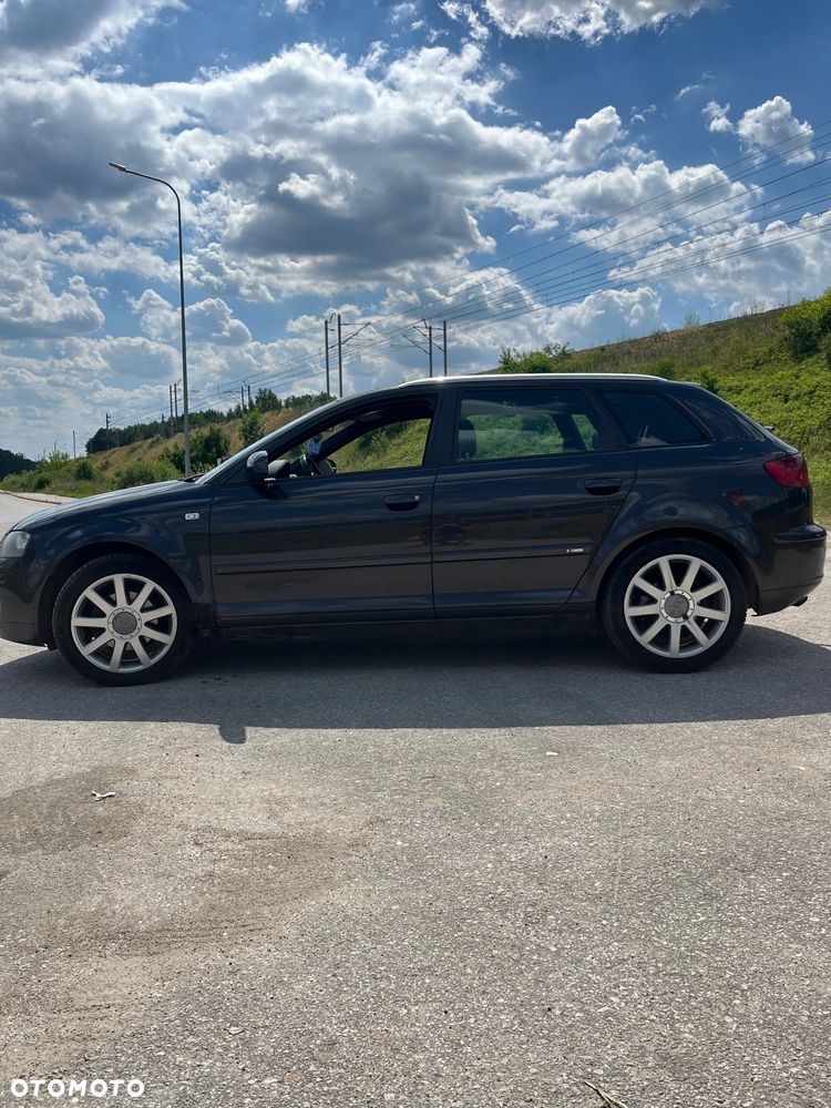 Audi A3 Sportback 2.0 TDI DPF Ambiente - 8
