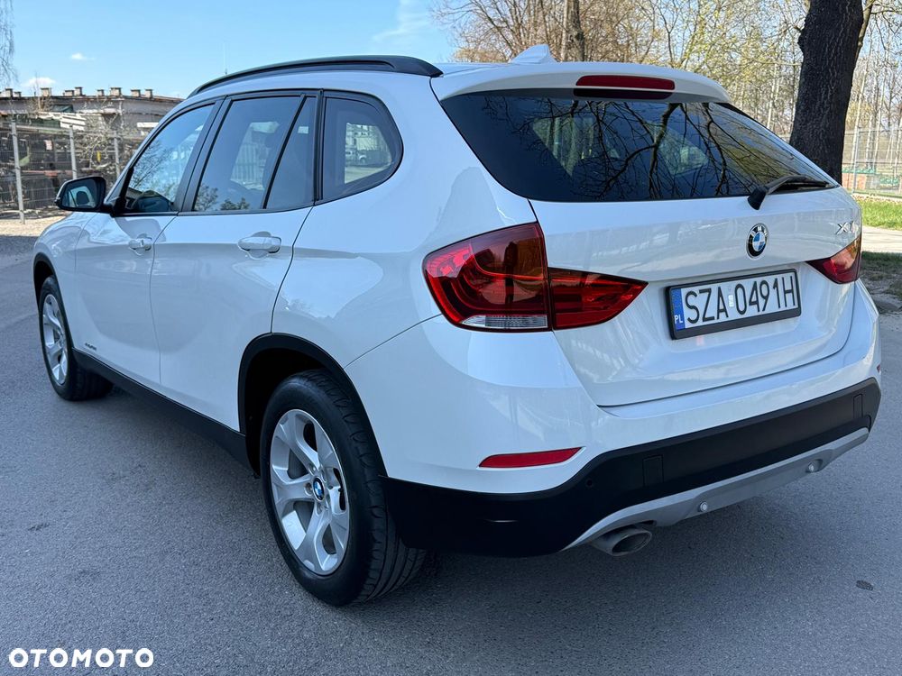 BMW X1 xDrive18d xLine - 11