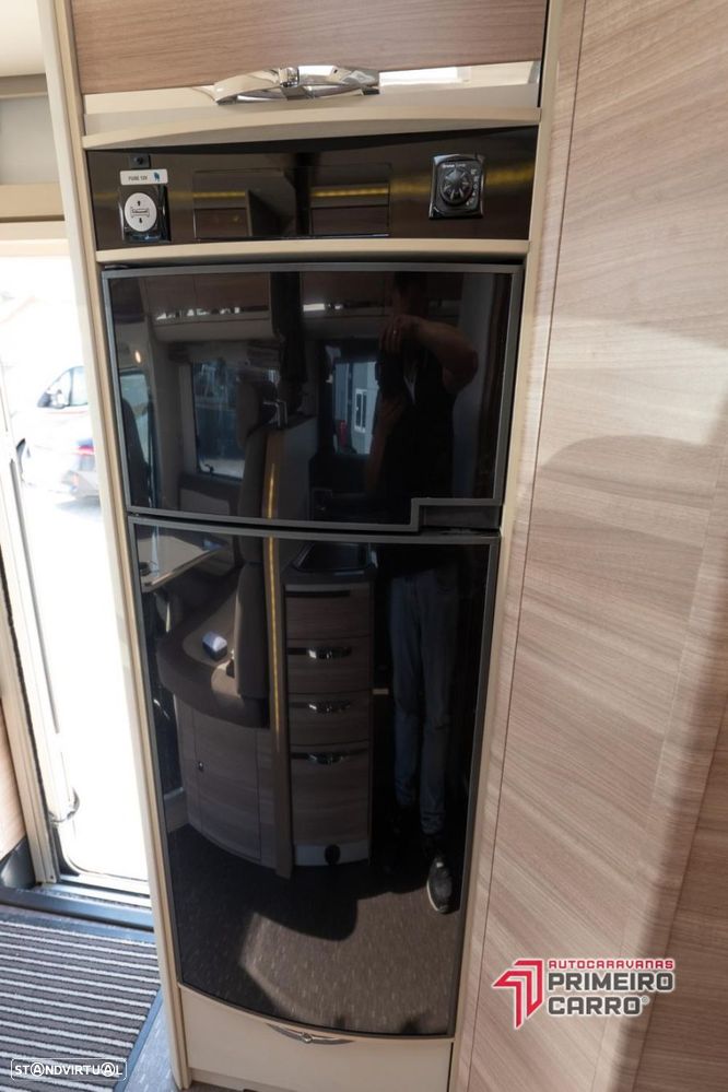 Adria Matrix 670 SBC 50 anos 5 lugares - 27
