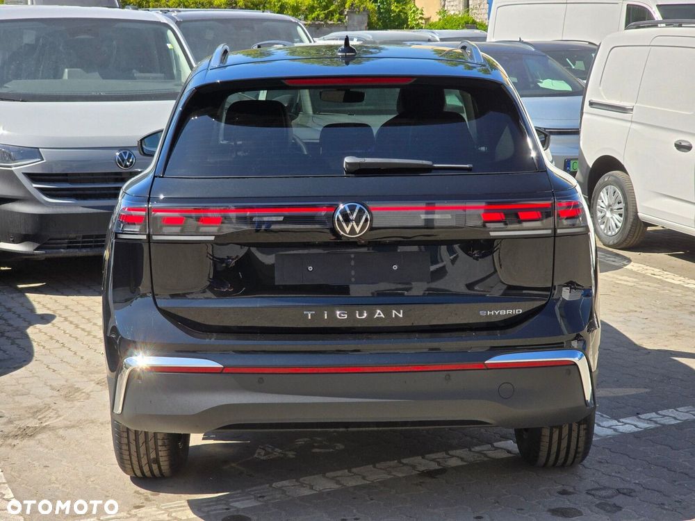 Volkswagen Tiguan - 20