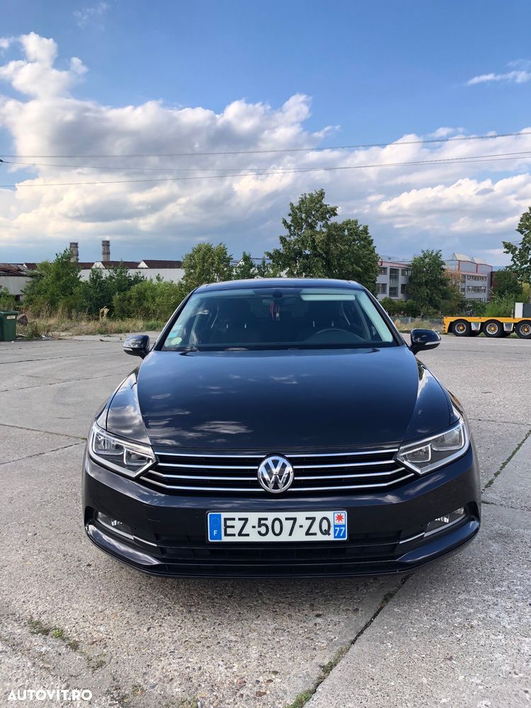 Volkswagen Passat 1.6 TDI DSG Comfortline - 9
