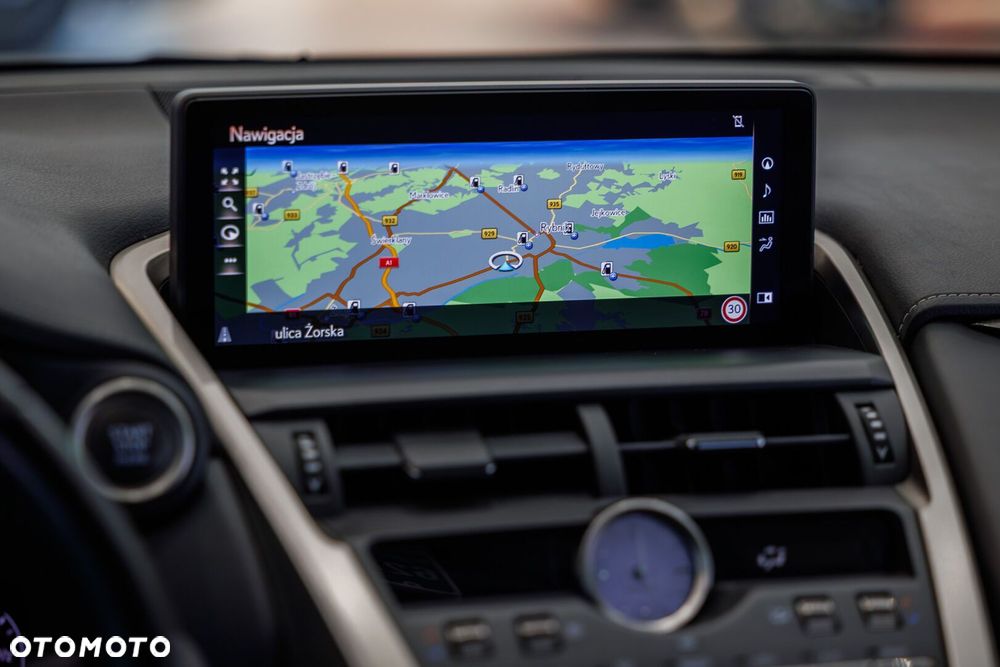 Lexus NX 300 F Impression AWD - 28