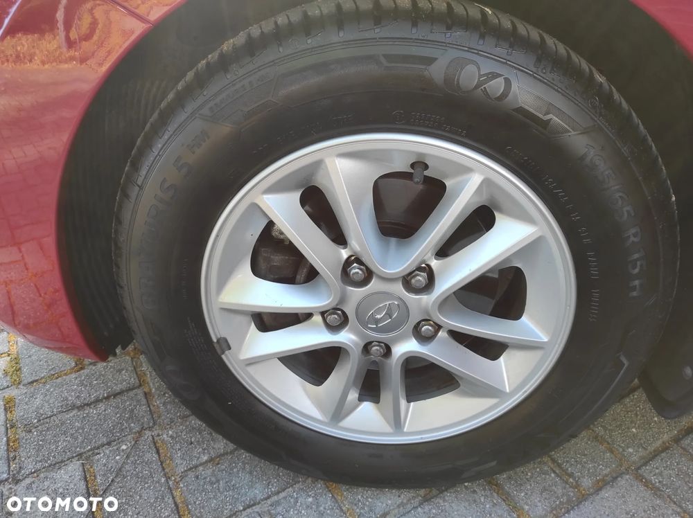 Hyundai i30 1.6 Comfort - 19