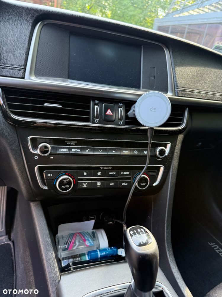 Kia Optima 2.0 M - 2