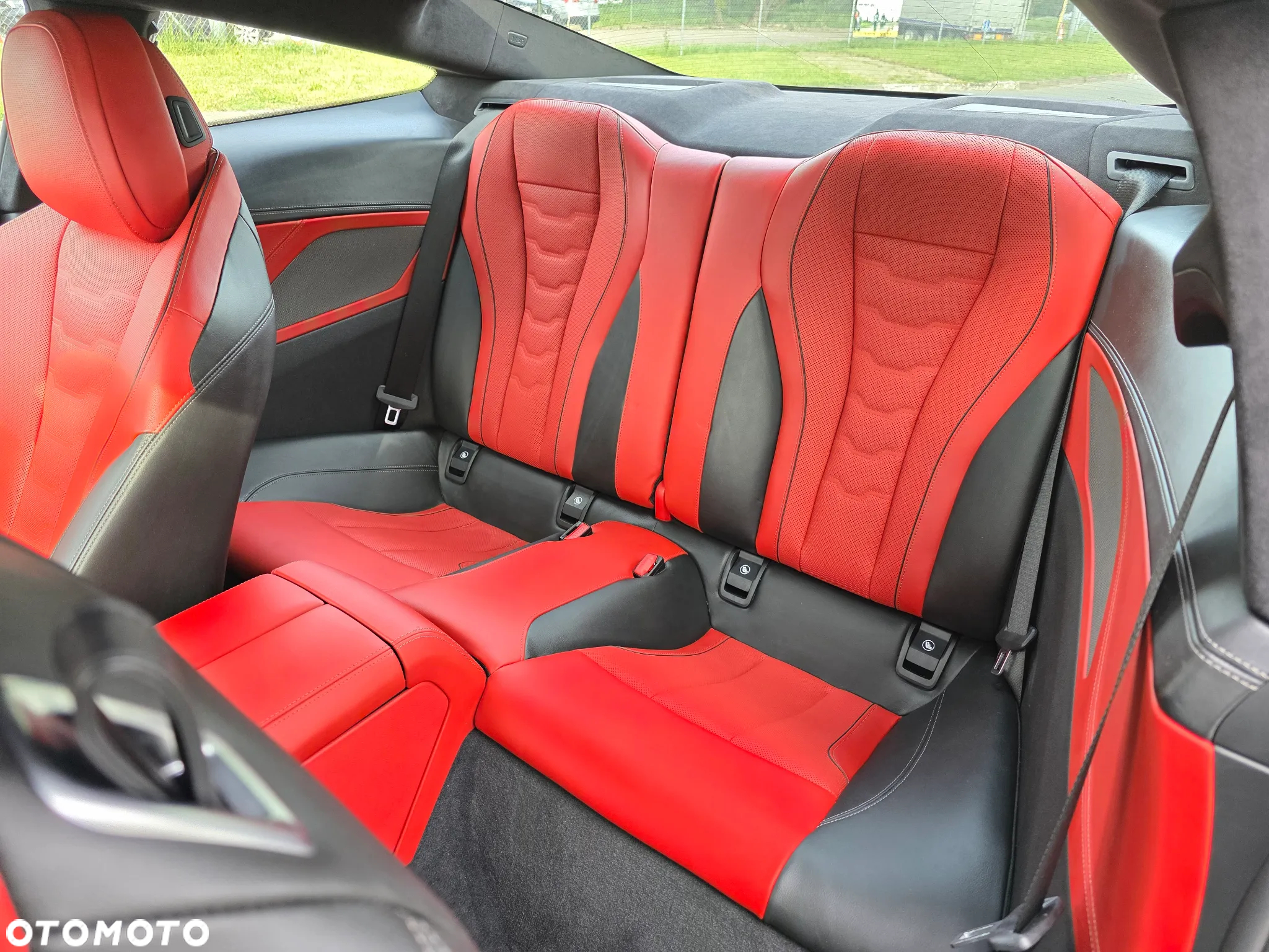 BMW Seria 8 - 14