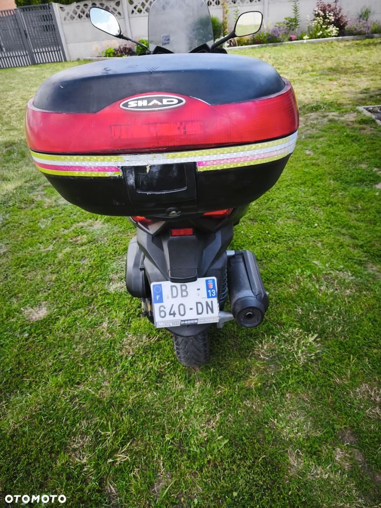 Yamaha X-max - 12