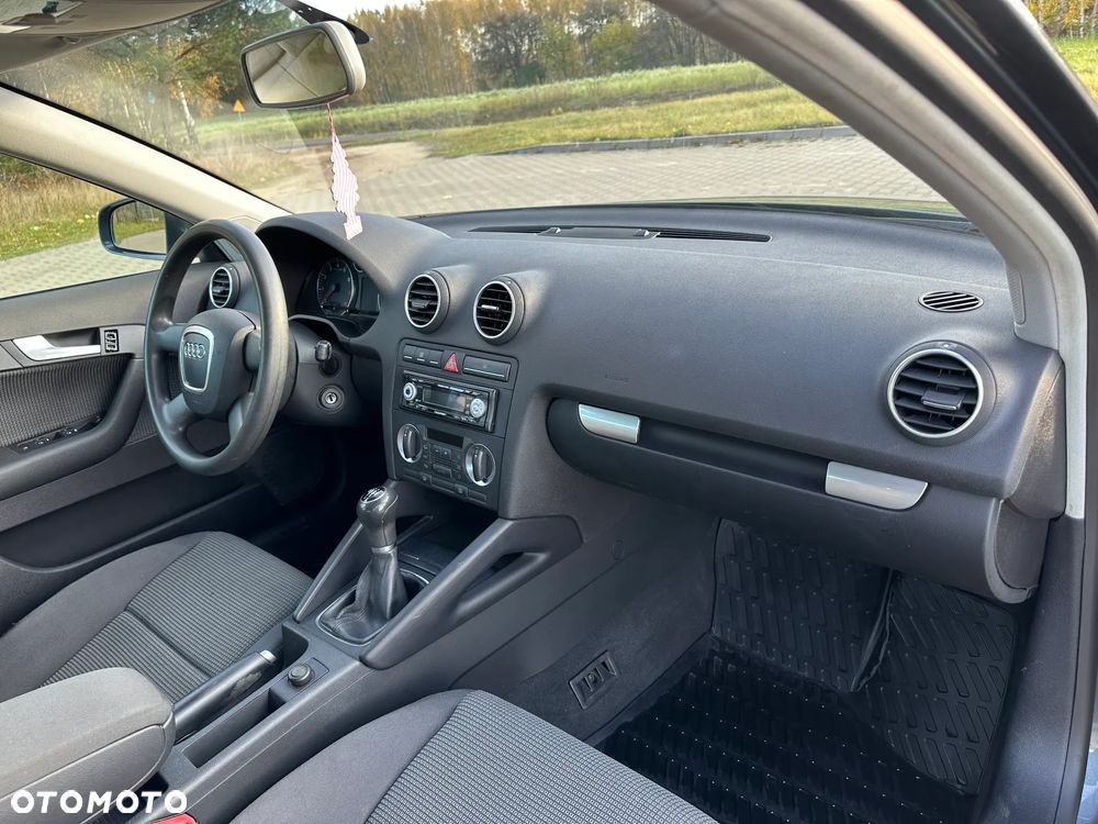 Audi A3 Sportback - 17