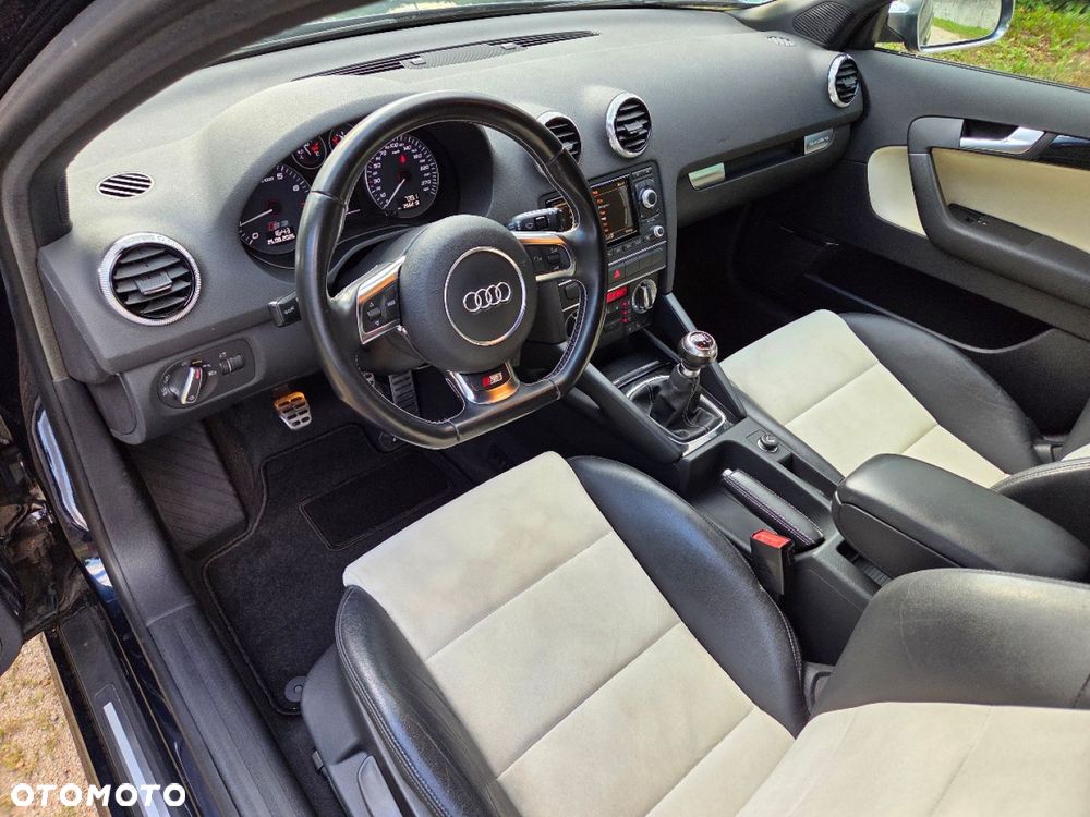 Audi S3 Sportback 2.0 TFSI Quattro - 17