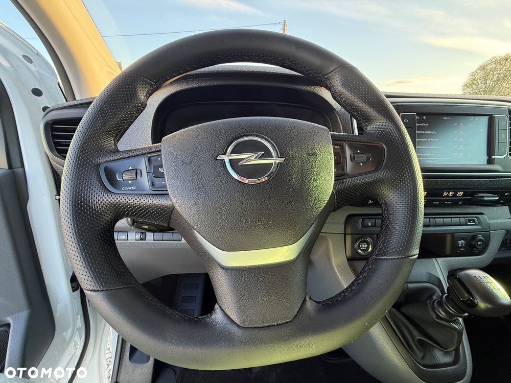Opel Vivaro/L2/2.0 diesel 150KM/Manual/Klima/HeadUp/Kamera/Navi/PDC/Full opcja - 12
