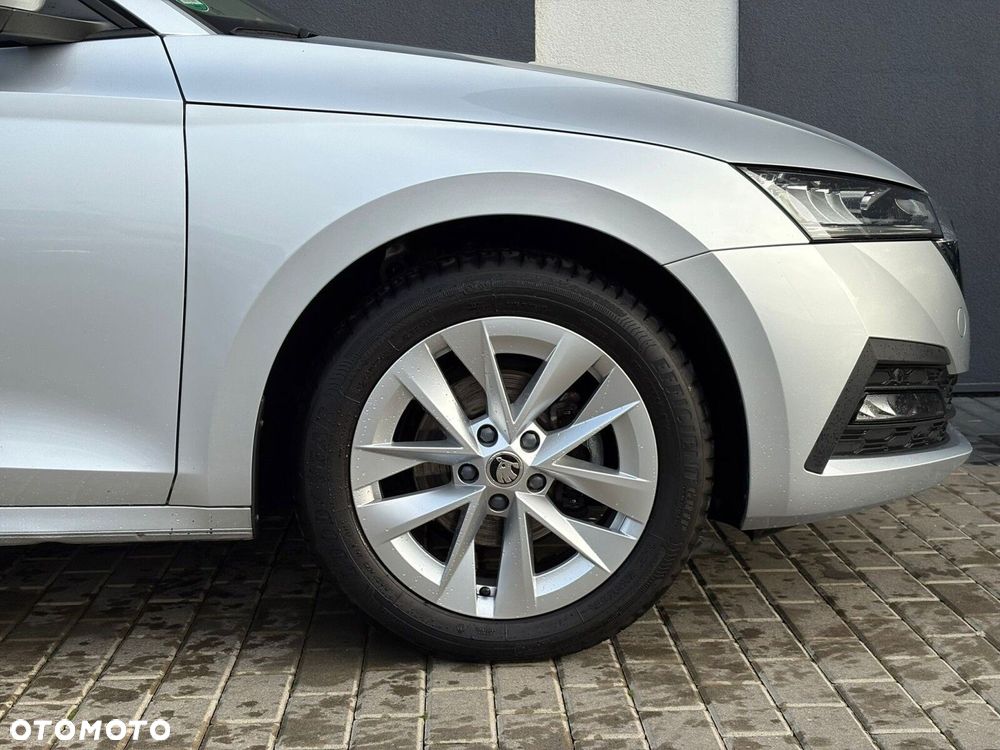 Skoda Octavia 2.0 TDI Ambition DSG - 20
