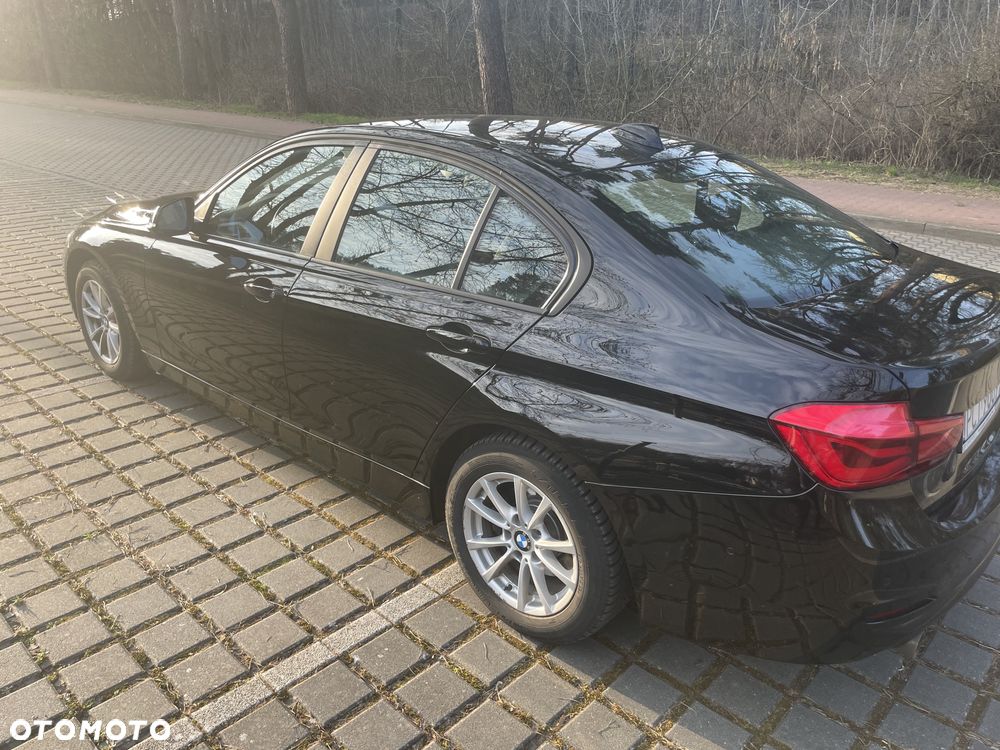 BMW Seria 3 318i - 7