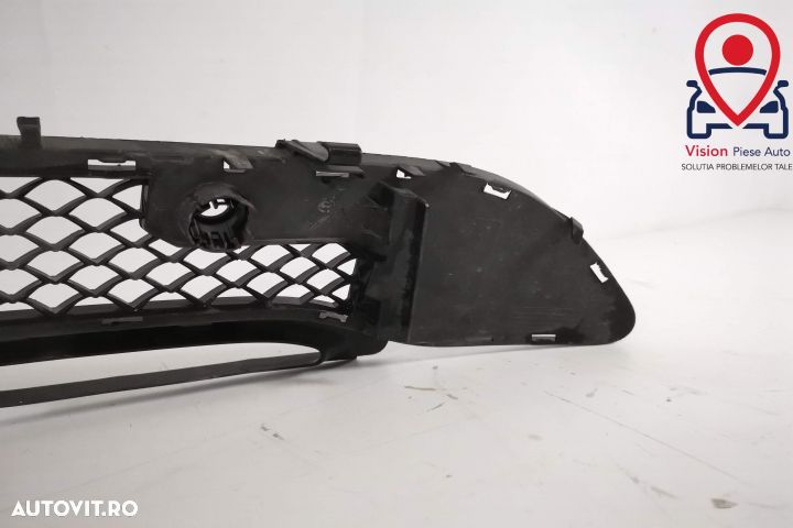 Grila Centrala Inferioara Fata Cu Senzori Originala In Stare Buna Merc - 7