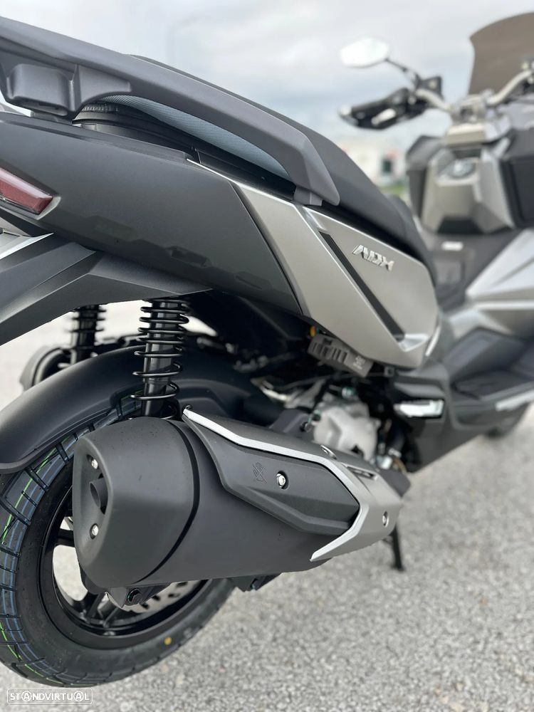 Sym ADX 300 ABS E5+ - 11