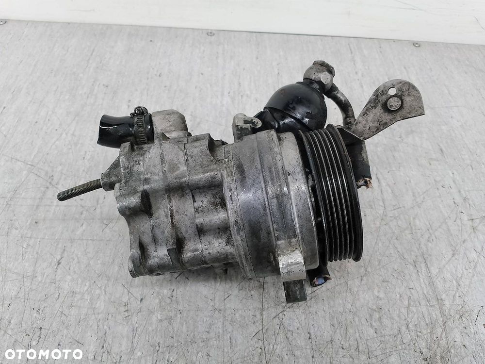 POMPA WSPOMAGANIA BMW SERIA 7 E65 4.4 V8 - 1