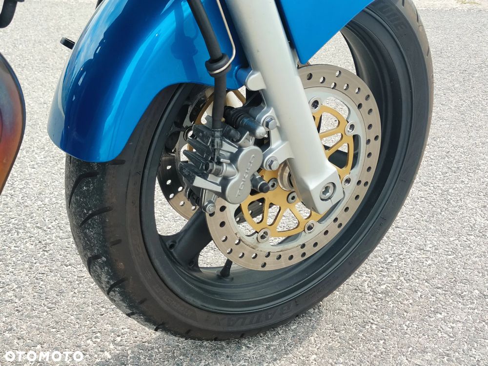 Kawasaki ZR - 26