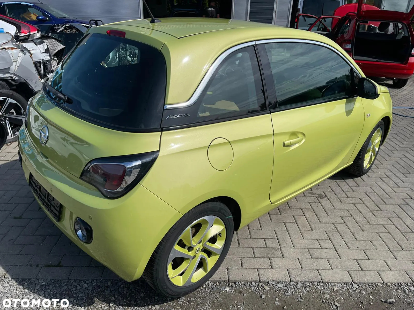 Opel Adam 1.0 ecoFLEX Start/Stop Germany's next Topmodel - 3