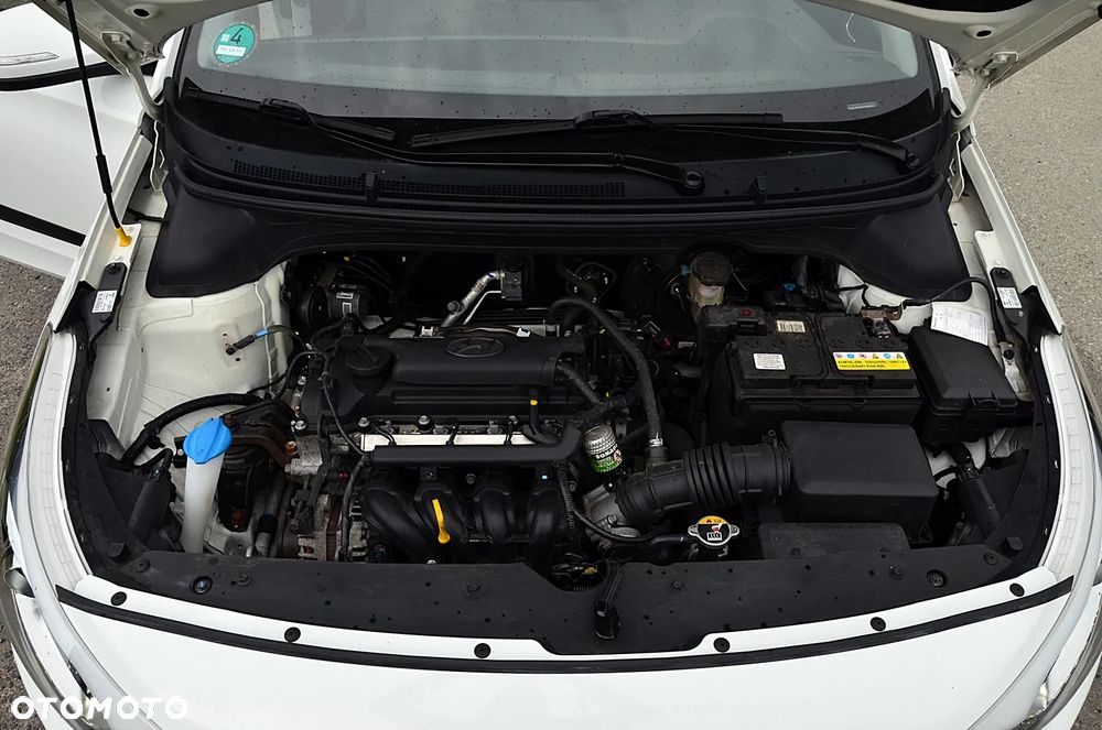 Hyundai i20 1.2 BlueDrive Go - 19