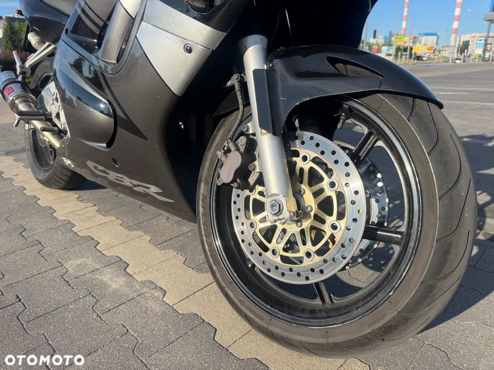 Honda CBR - 4