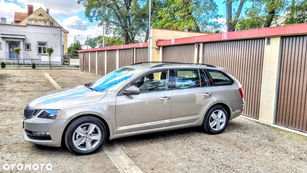 Skoda Octavia ver-1-4-tsi-ambition - 3