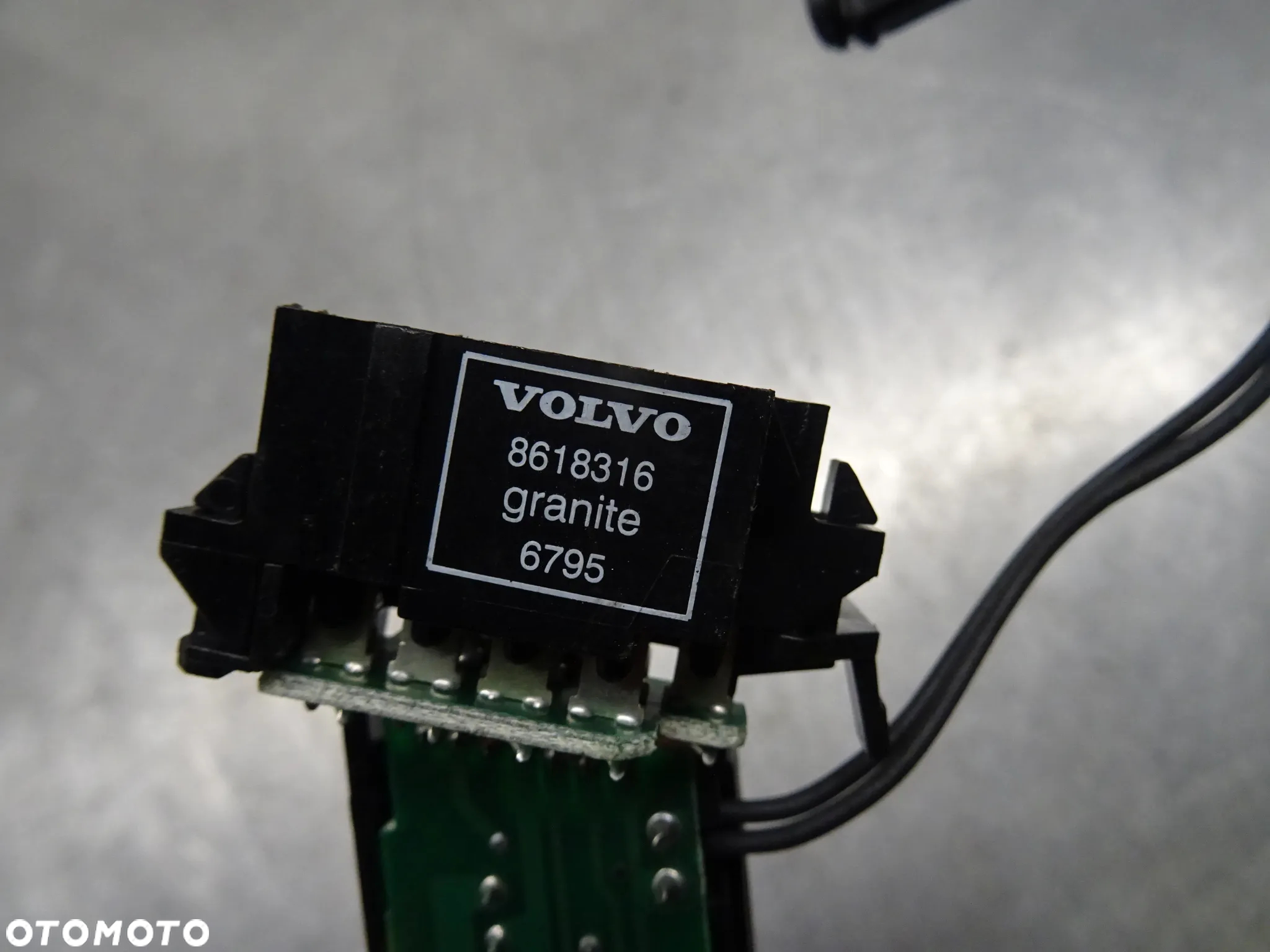 VOLVO C70 CABRIO 97-05 2.0 TB PRZYCISK WŁĄCZNIK PRZEŁĄCZNIK OŚWIETLENIA KABINY 8618316 - 4