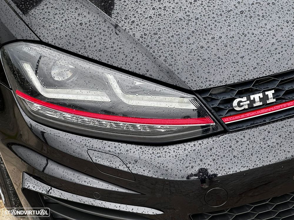 VW Golf GTI BlueMotion - 19