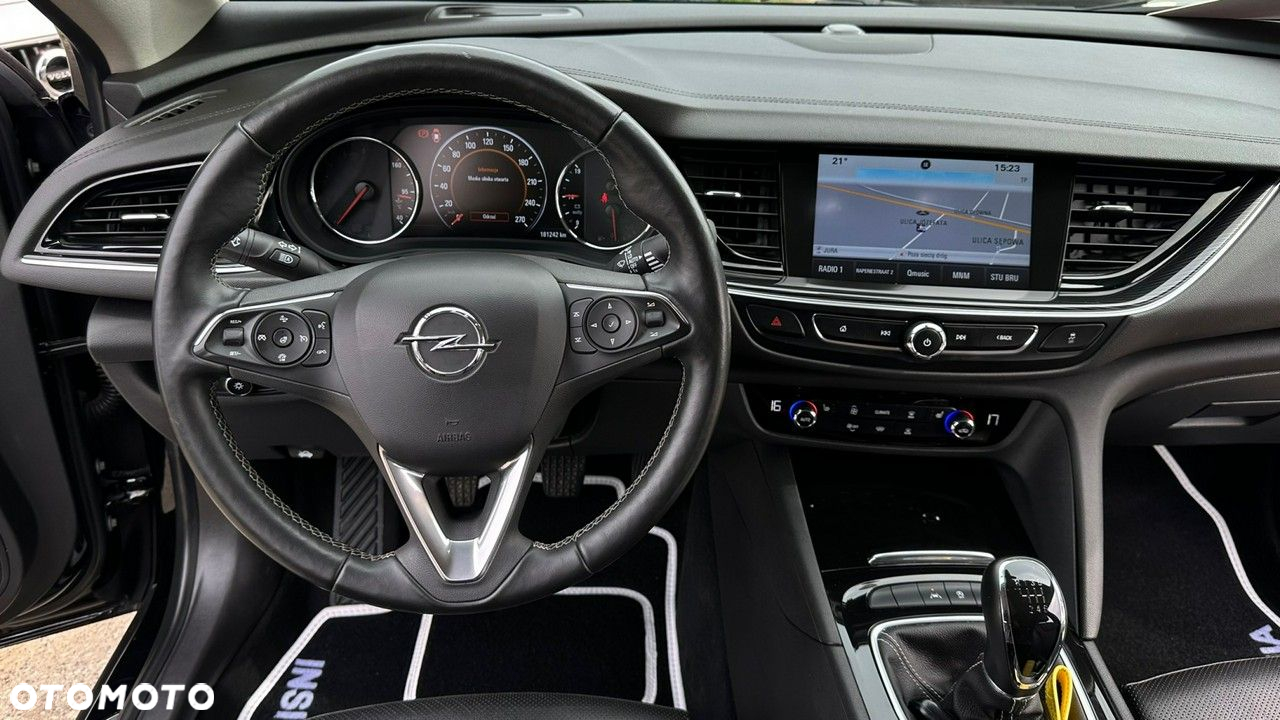 Opel Insignia - 28