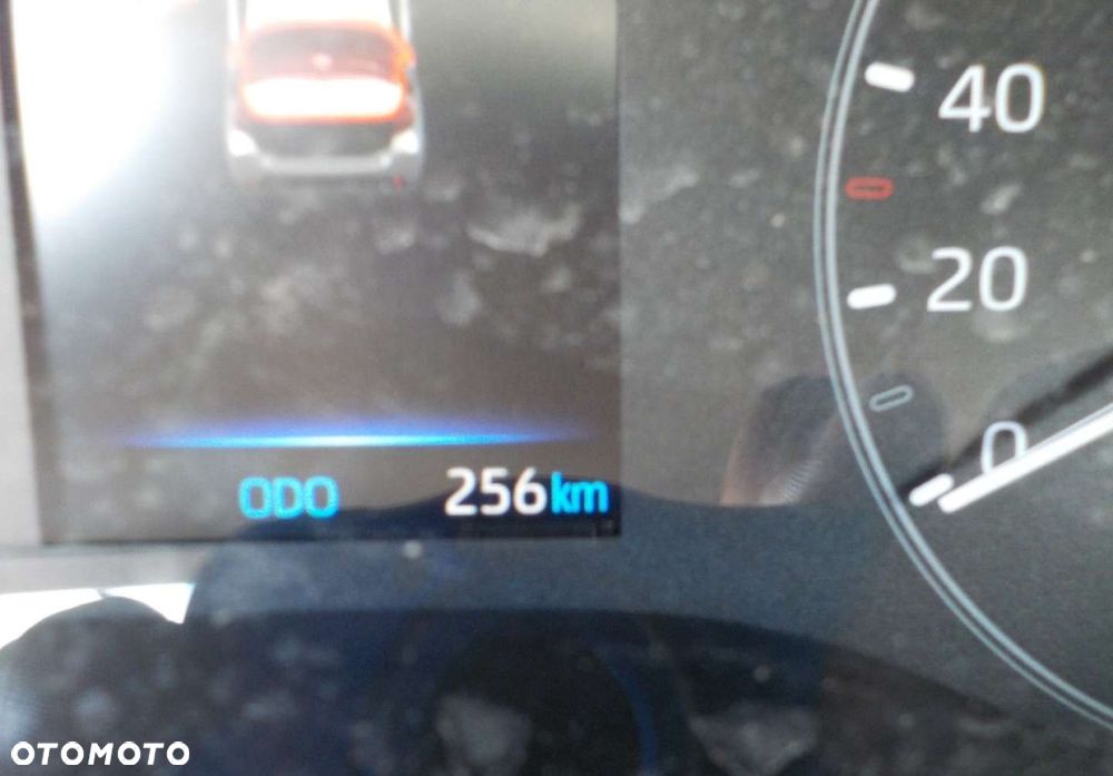 Toyota Yaris - 30