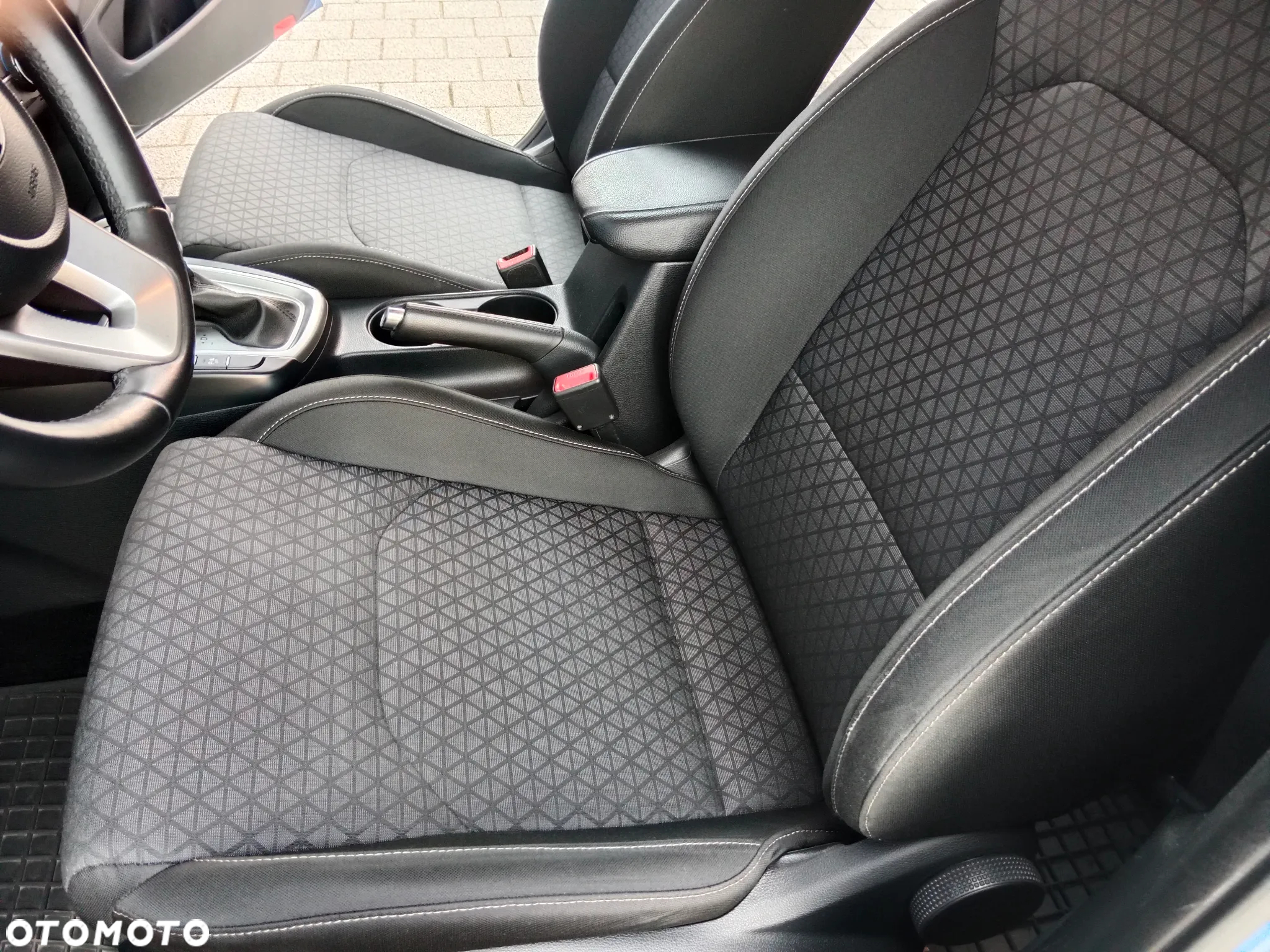 Kia XCeed 1.5 T-GDI M DCT - 12
