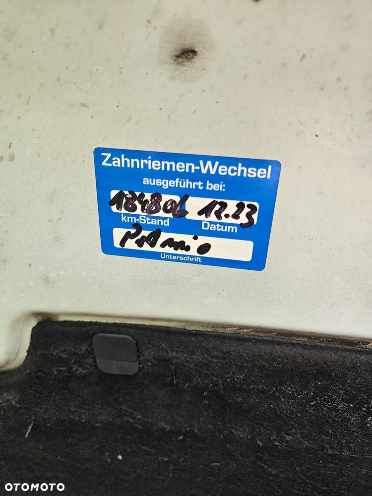 Volkswagen Transporter Caravelle Edition - 20