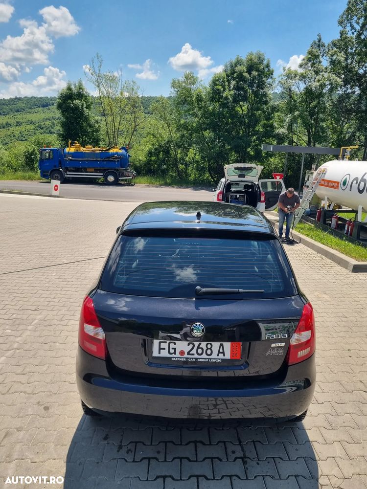 Skoda Fabia 1.2 HTP Trend - 12