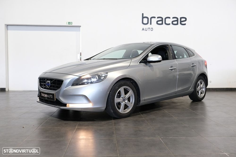 Volvo V40 1.6 D2 Momentum - 2