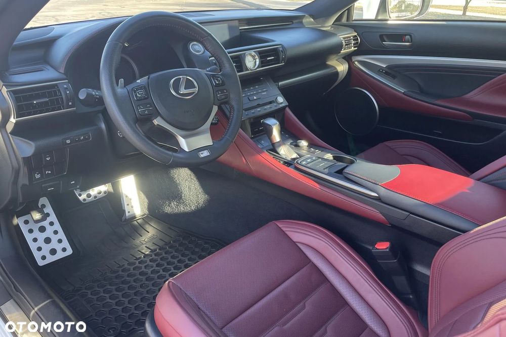 Lexus RC - 15