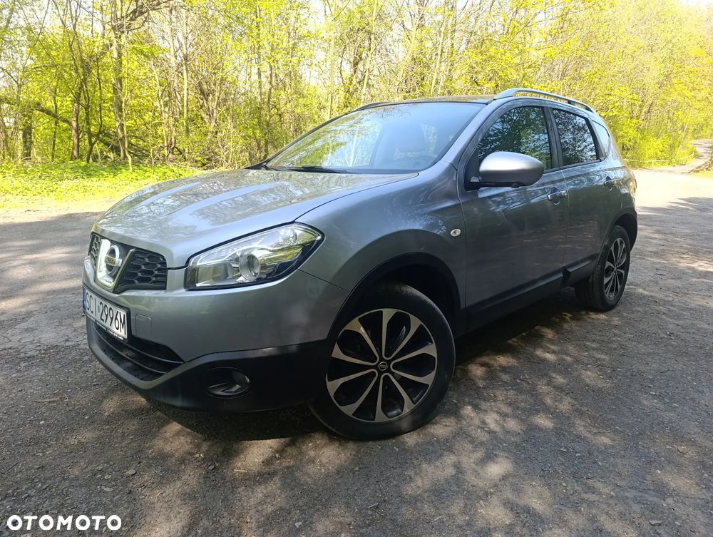 Nissan Qashqai 2.0 dCi 4x4 Tekna Premium - 2