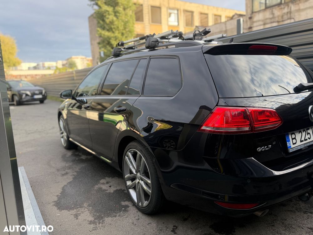 Volkswagen Golf - 4